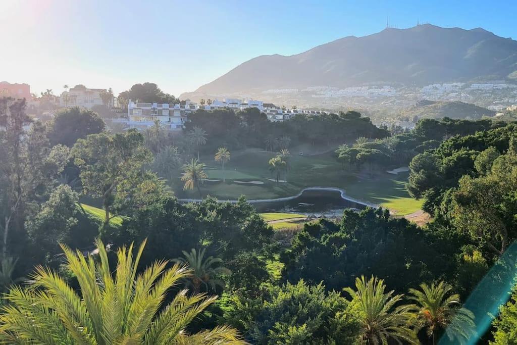 Soleado Apartamento Golf Y A 900 M De La Playa Benalmadena Luaran gambar