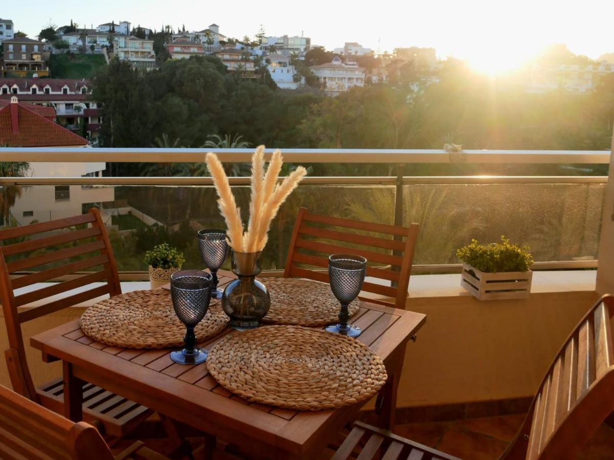 Soleado Apartamento Golf Y A 900 M De La Playa Benalmadena Luaran gambar